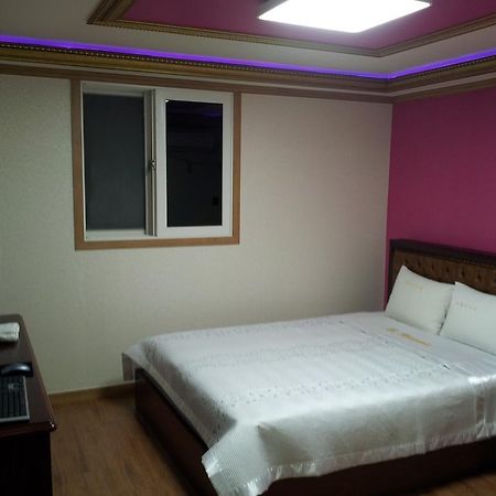 Guangju Hotel Banana Gwangju Metropolitan City Eksteriør bilde