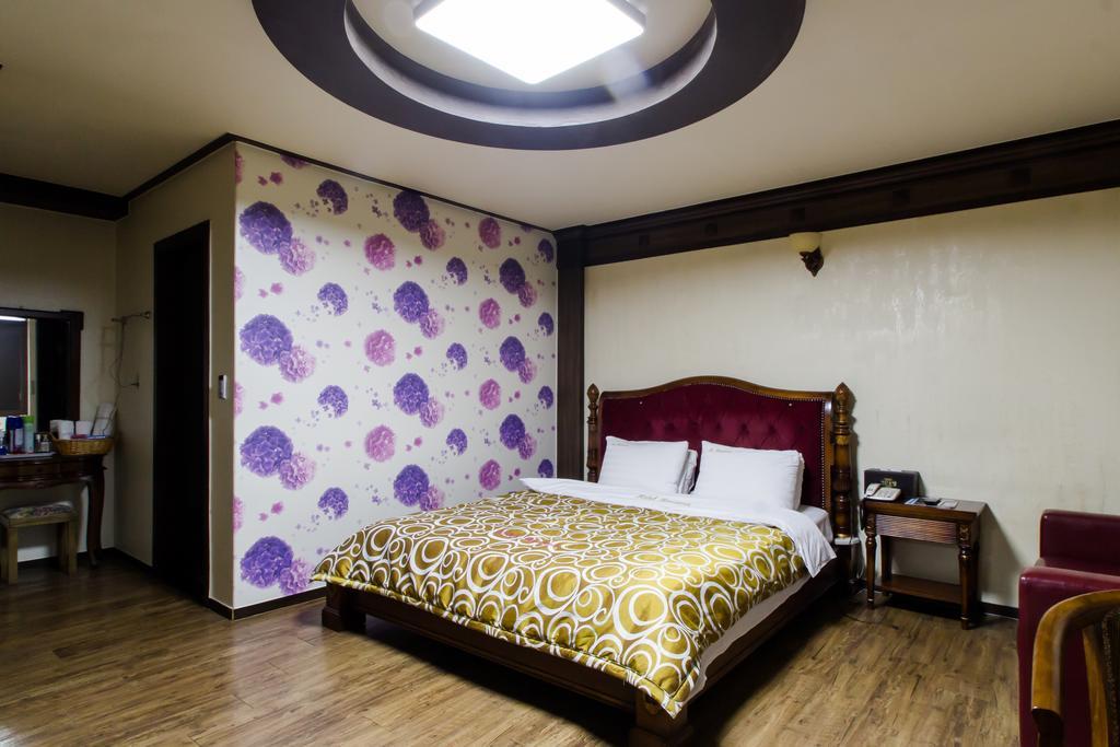 Guangju Hotel Banana Gwangju Metropolitan City Eksteriør bilde