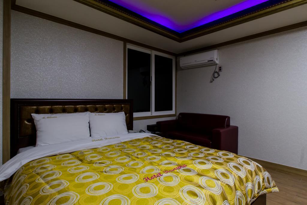 Guangju Hotel Banana Gwangju Metropolitan City Eksteriør bilde