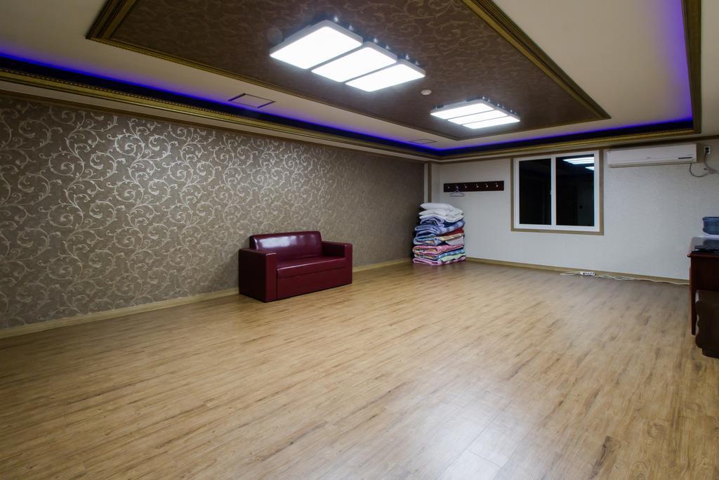 Guangju Hotel Banana Gwangju Metropolitan City Eksteriør bilde