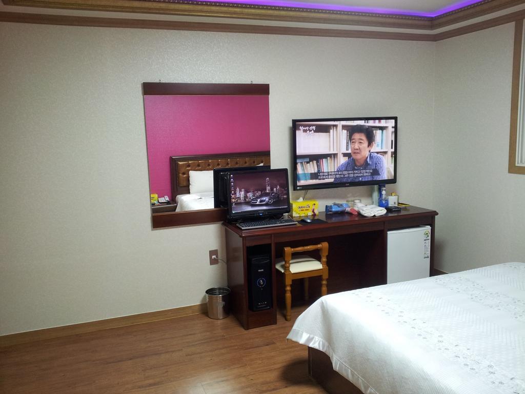 Guangju Hotel Banana Gwangju Metropolitan City Eksteriør bilde