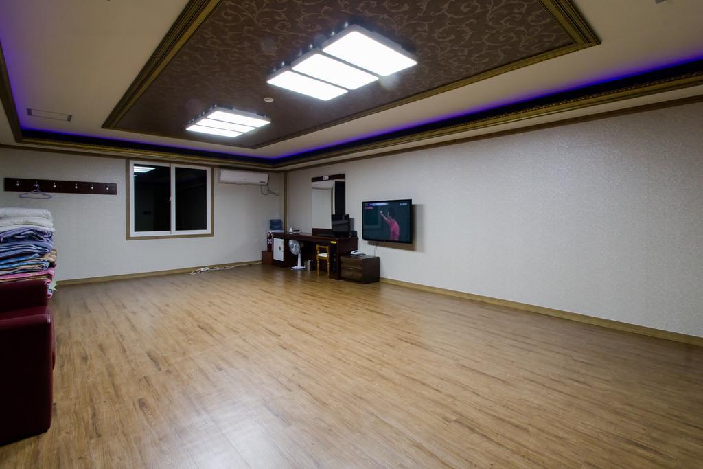 Guangju Hotel Banana Gwangju Metropolitan City Eksteriør bilde