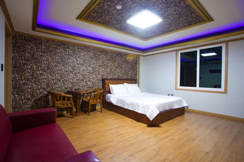 Guangju Hotel Banana Gwangju Metropolitan City Eksteriør bilde