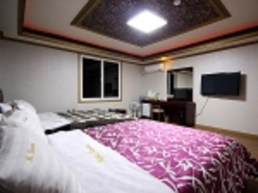Guangju Hotel Banana Gwangju Metropolitan City Eksteriør bilde