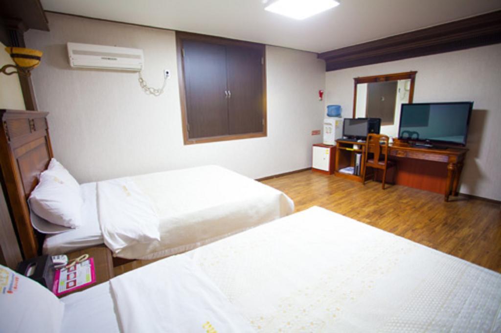 Guangju Hotel Banana Gwangju Metropolitan City Eksteriør bilde